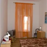 Hyde Park Hostel *
