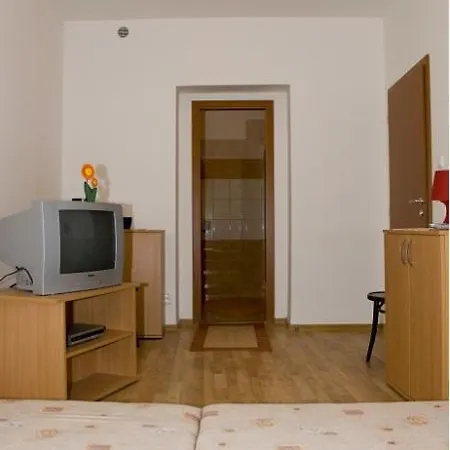 Hostel Hyde Park *